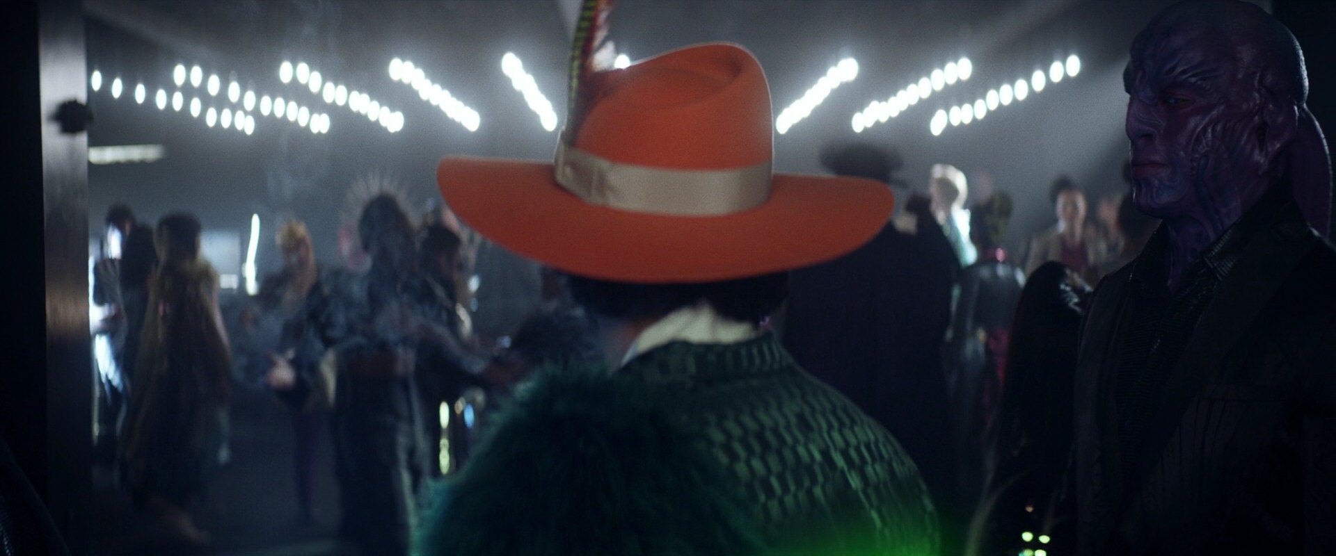 extant_StarTrek_PIC_1x05-StardustCityRag_1872.jpg