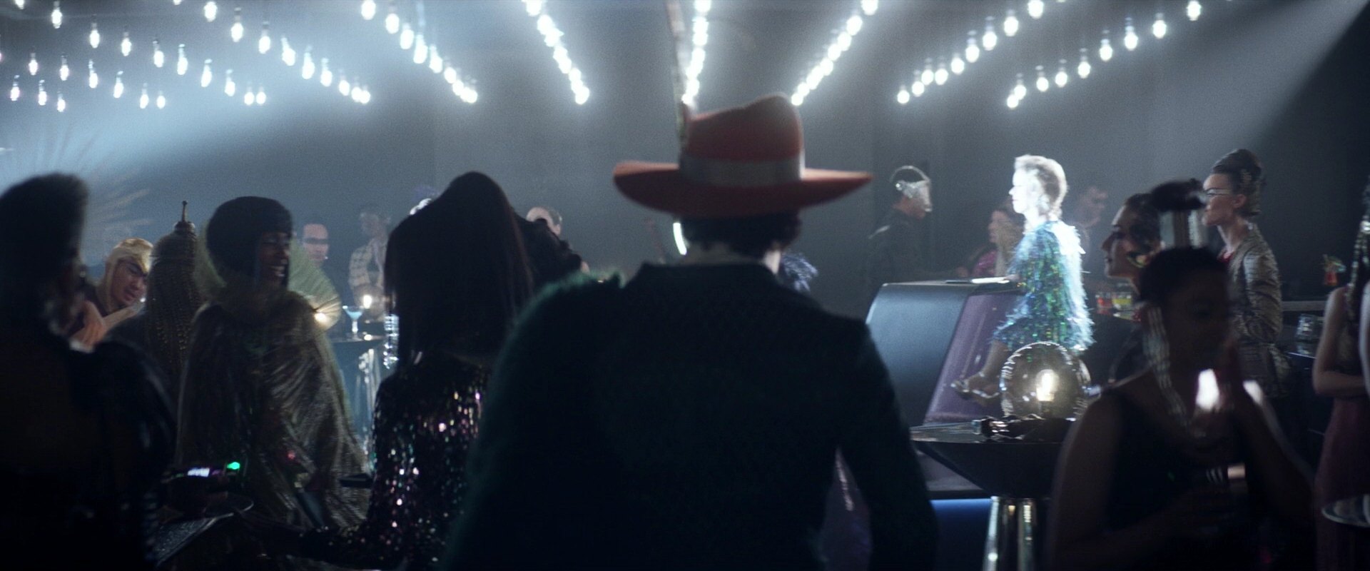 extant_StarTrek_PIC_1x05-StardustCityRag_1891.jpg