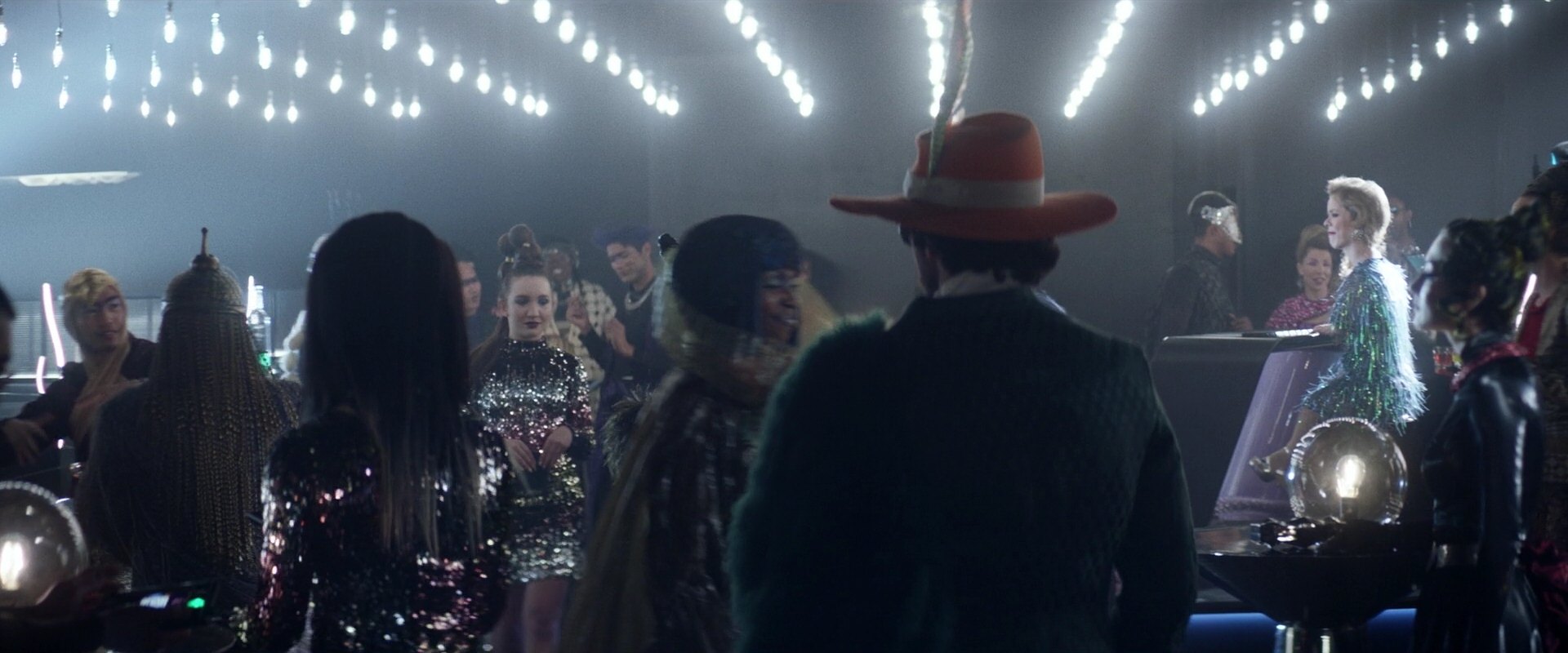extant_StarTrek_PIC_1x05-StardustCityRag_1894.jpg