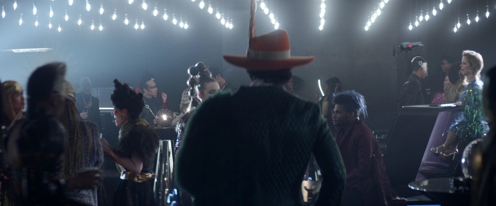 extant_StarTrek_PIC_1x05-StardustCityRag_1897.jpg