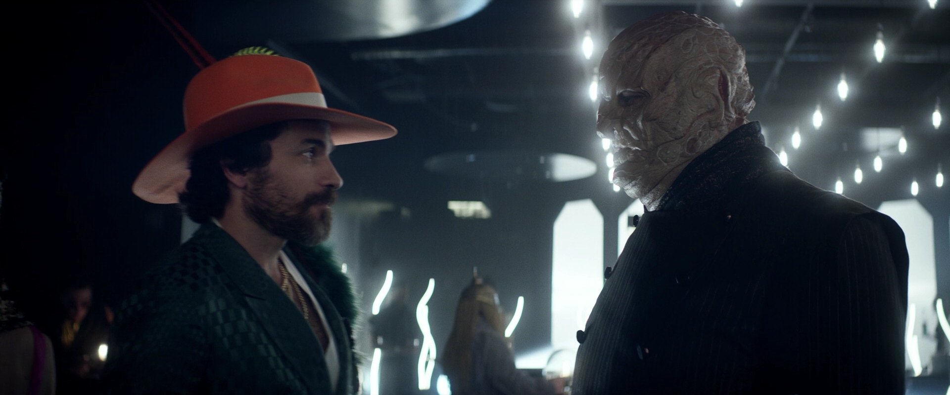 extant_StarTrek_PIC_1x05-StardustCityRag_1991.jpg