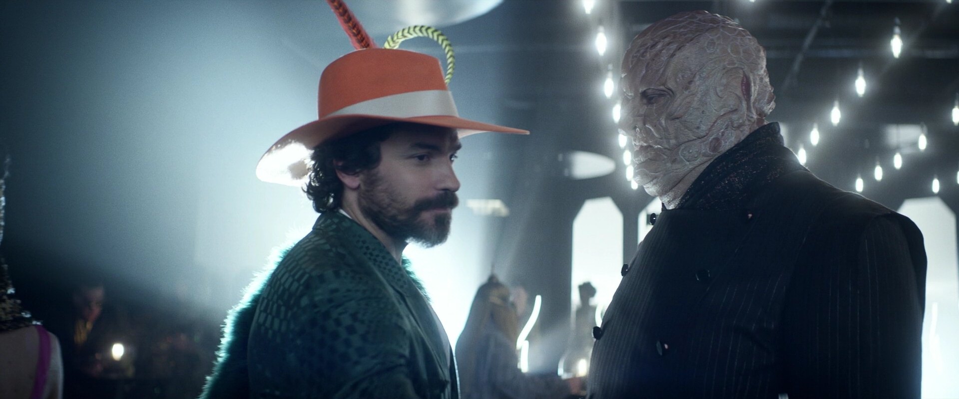 extant_StarTrek_PIC_1x05-StardustCityRag_1993.jpg