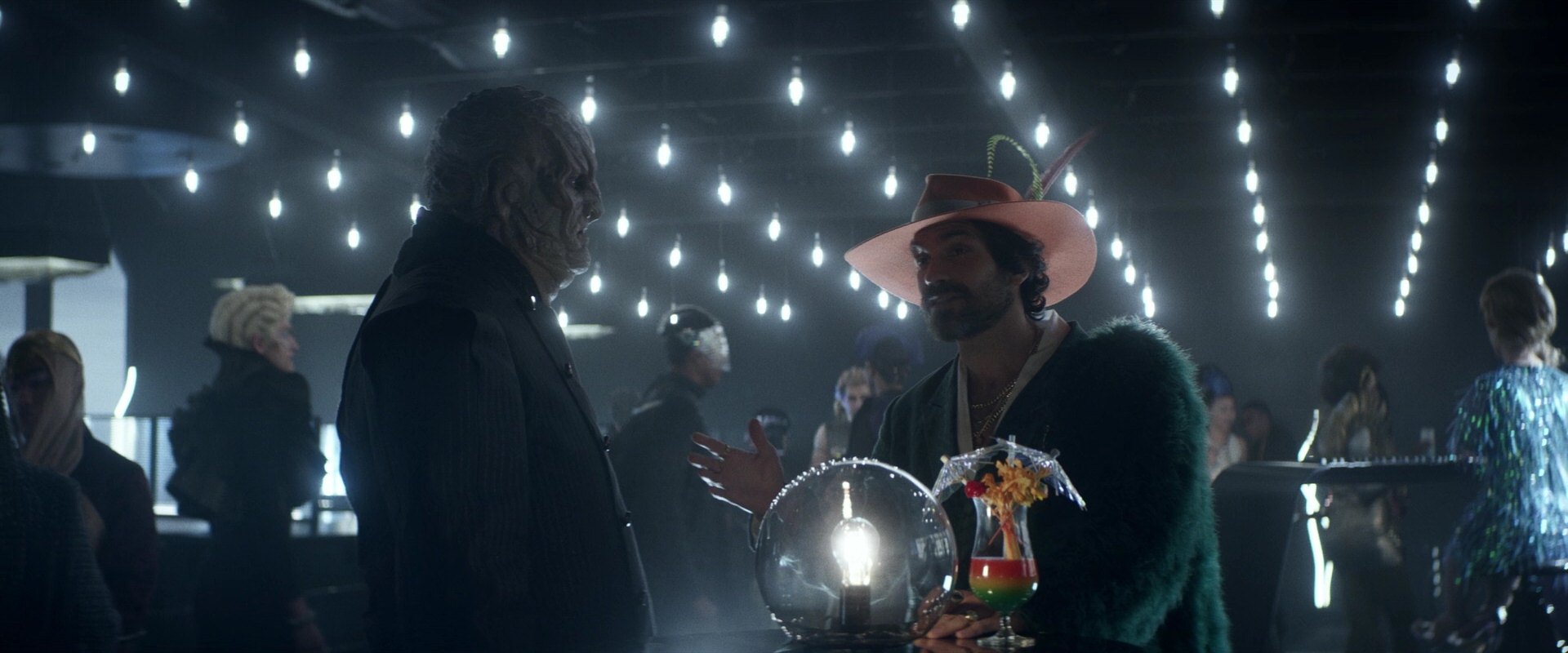 extant_StarTrek_PIC_1x05-StardustCityRag_2046.jpg