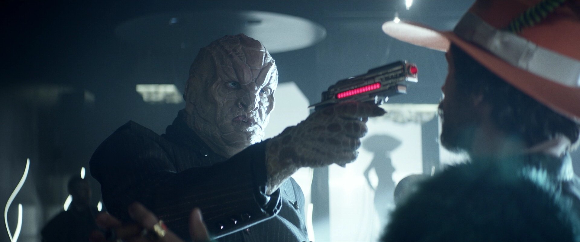 extant_StarTrek_PIC_1x05-StardustCityRag_2107.jpg