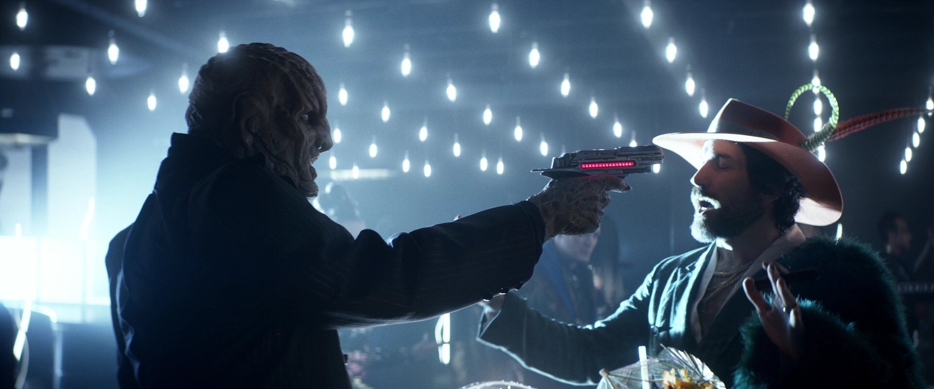 extant_StarTrek_PIC_1x05-StardustCityRag_2109.jpg
