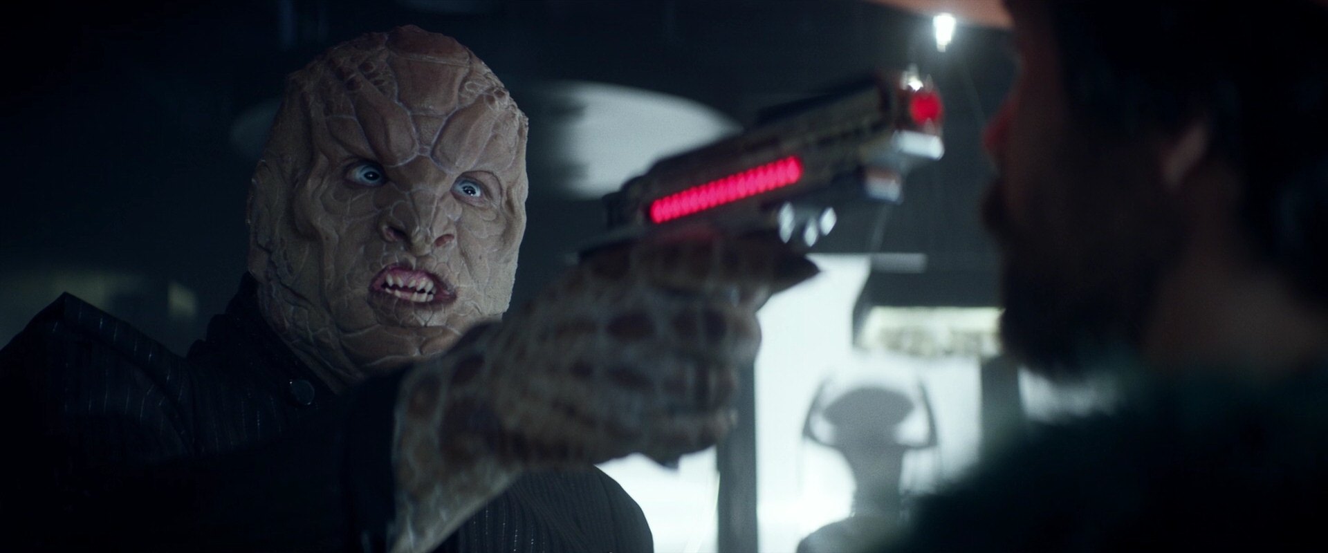 extant_StarTrek_PIC_1x05-StardustCityRag_2131.jpg