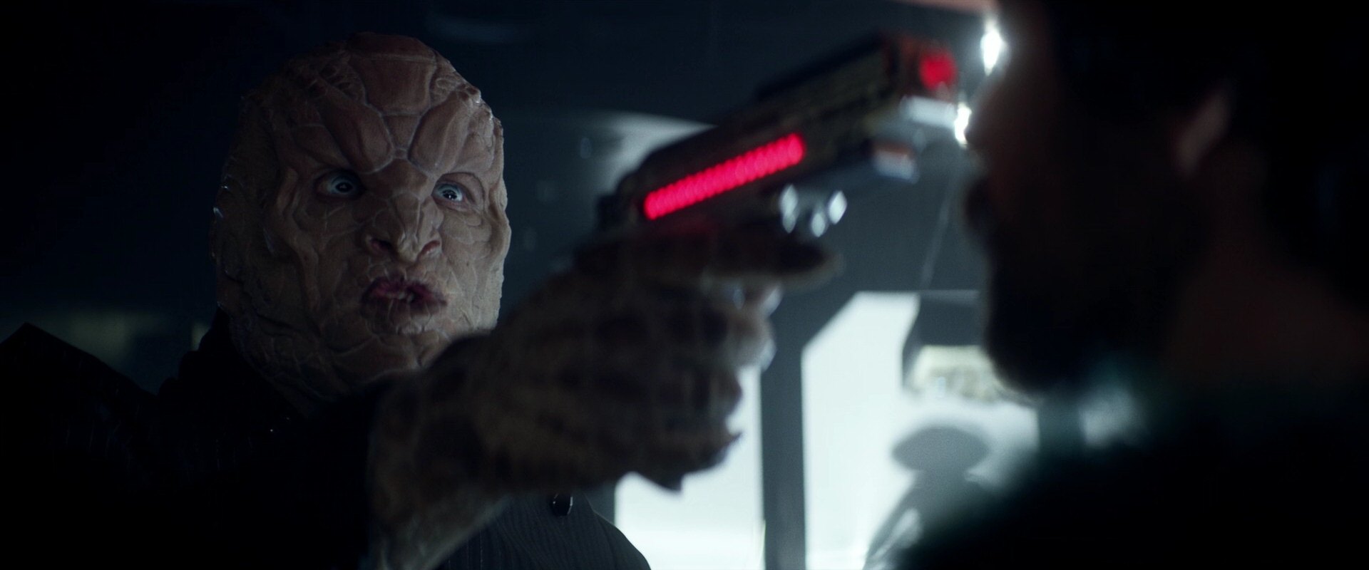 extant_StarTrek_PIC_1x05-StardustCityRag_2139.jpg