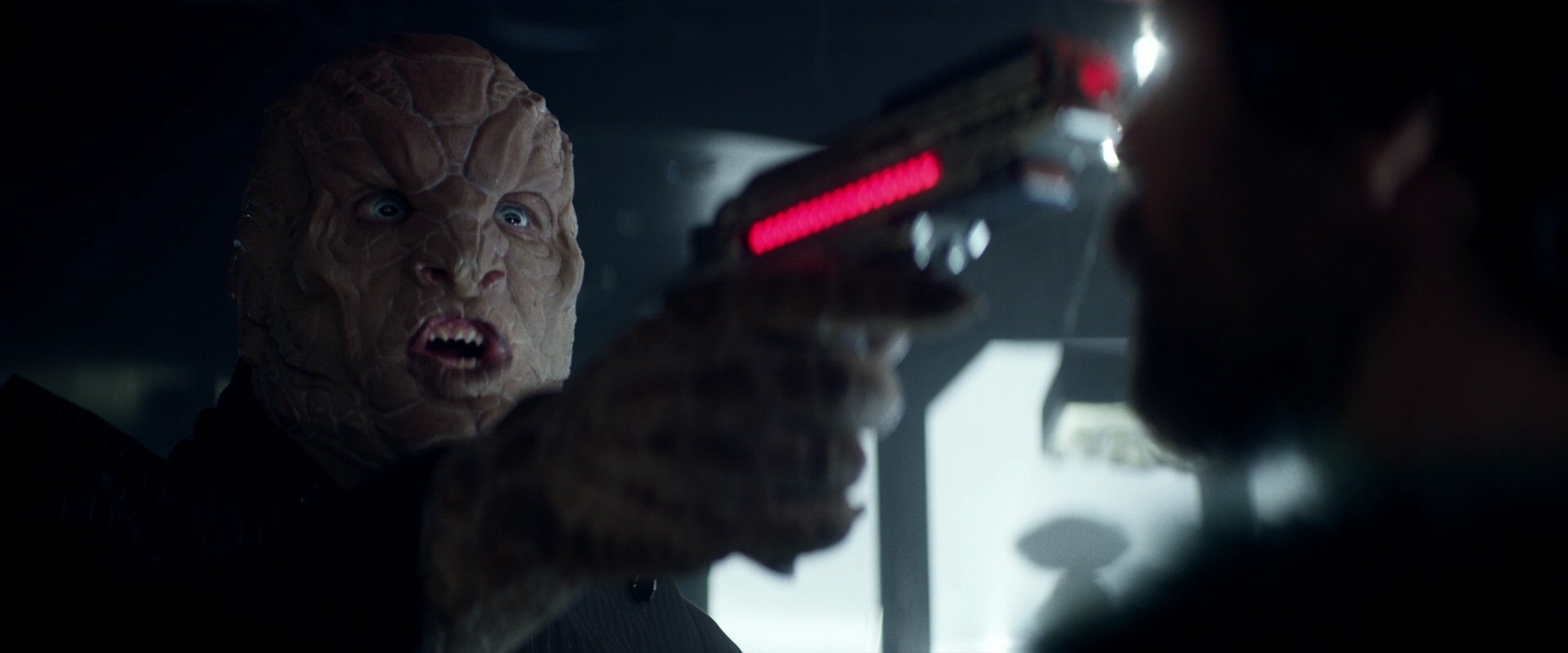 extant_StarTrek_PIC_1x05-StardustCityRag_2141.jpg