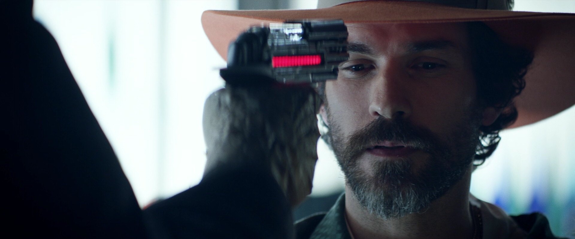 extant_StarTrek_PIC_1x05-StardustCityRag_2171.jpg
