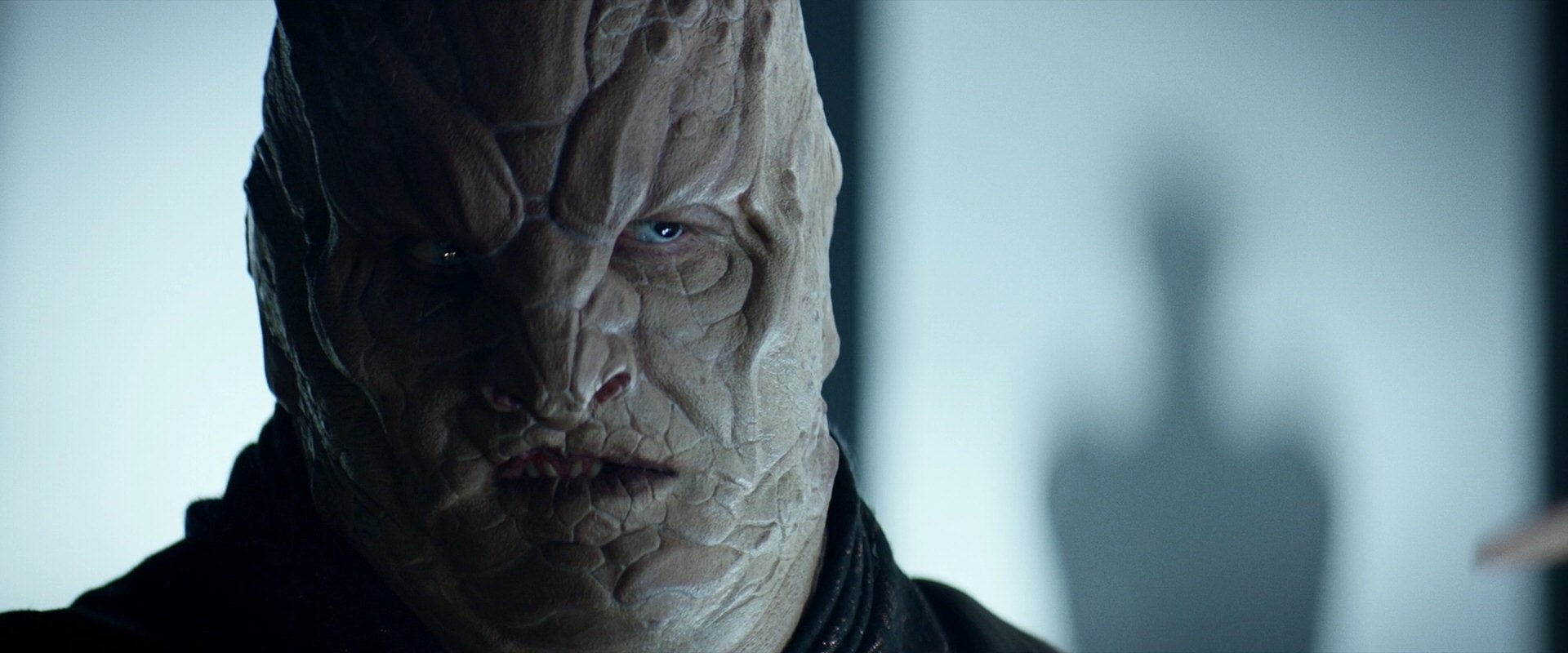 extant_StarTrek_PIC_1x05-StardustCityRag_2247.jpg