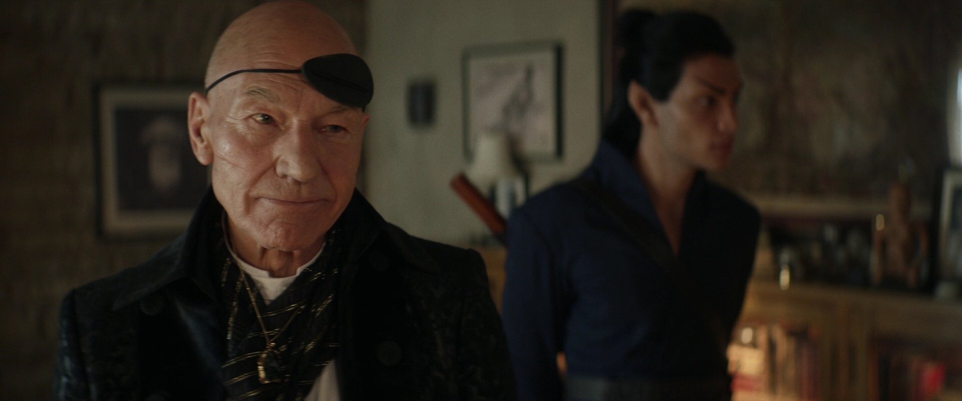 extant_StarTrek_PIC_1x05-StardustCityRag_2278.jpg