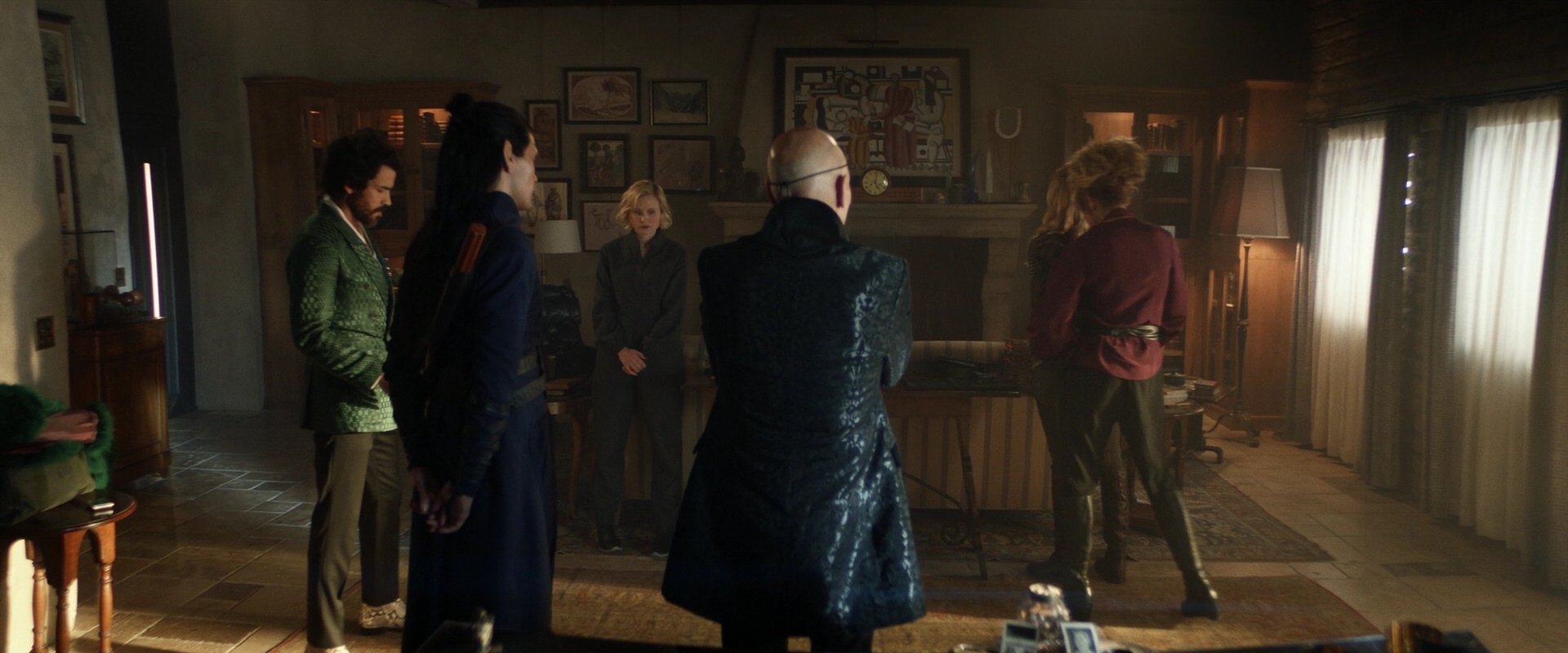 extant_StarTrek_PIC_1x05-StardustCityRag_2307.jpg