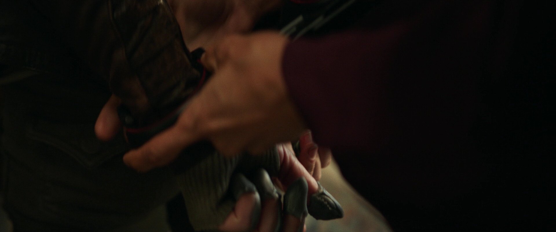 extant_StarTrek_PIC_1x05-StardustCityRag_2310.jpg