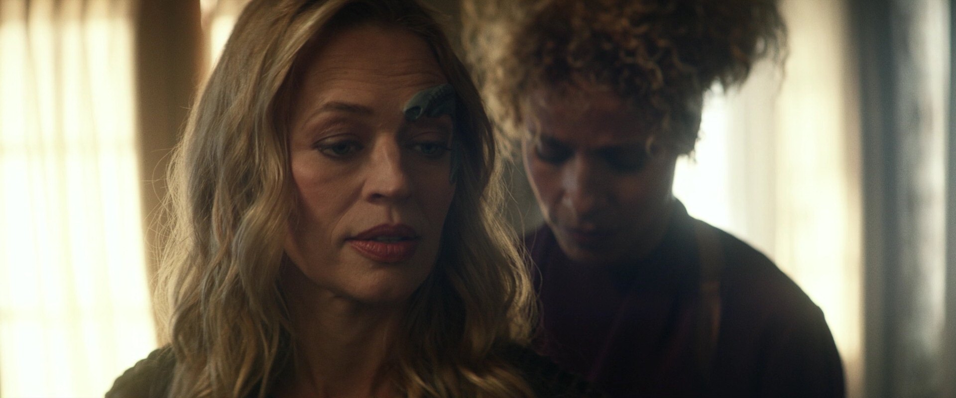 extant_StarTrek_PIC_1x05-StardustCityRag_2323.jpg