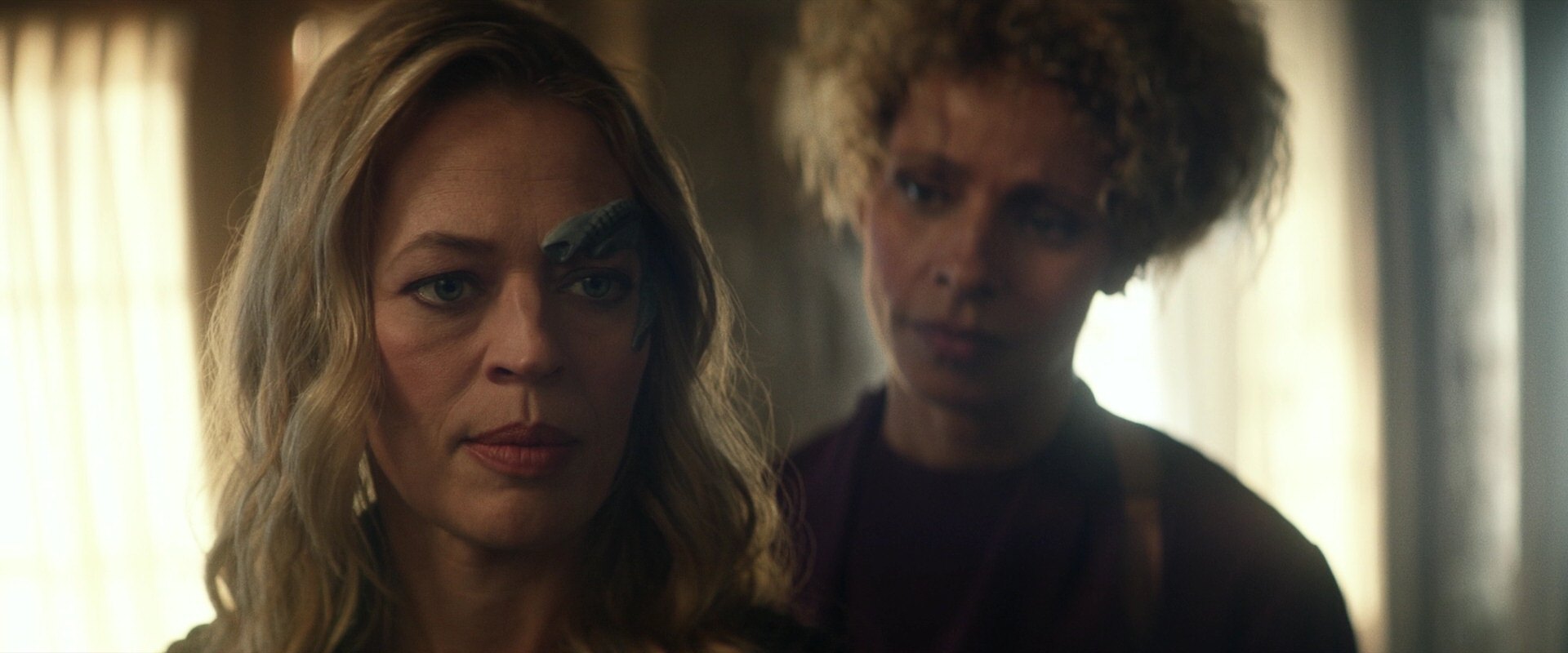 extant_StarTrek_PIC_1x05-StardustCityRag_2335.jpg