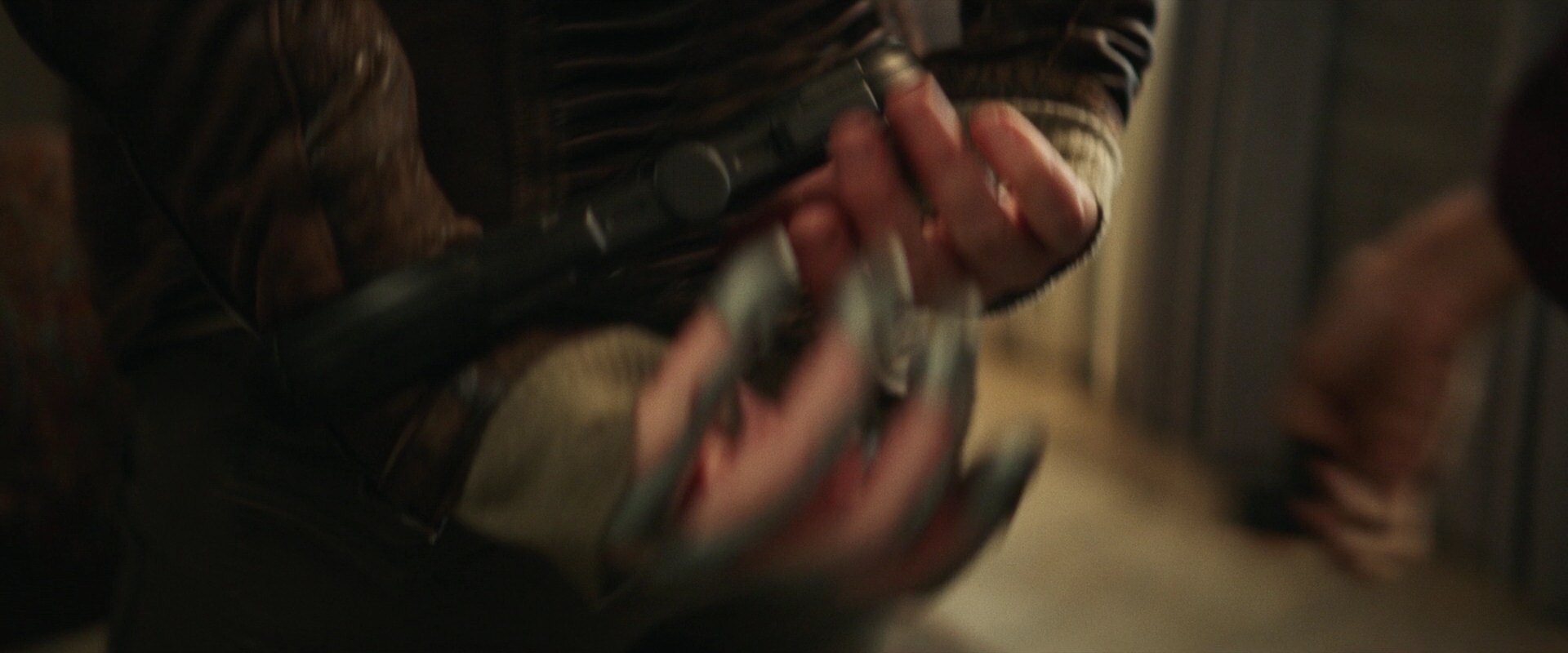 extant_StarTrek_PIC_1x05-StardustCityRag_2350.jpg