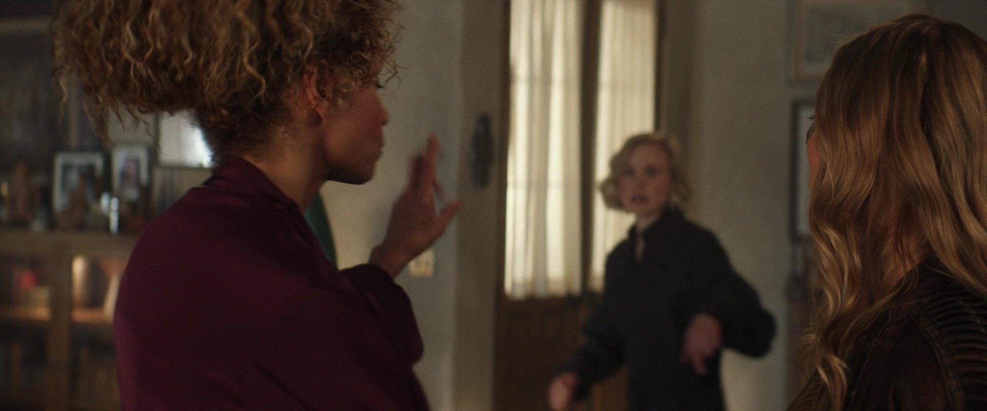 extant_StarTrek_PIC_1x05-StardustCityRag_2363.jpg