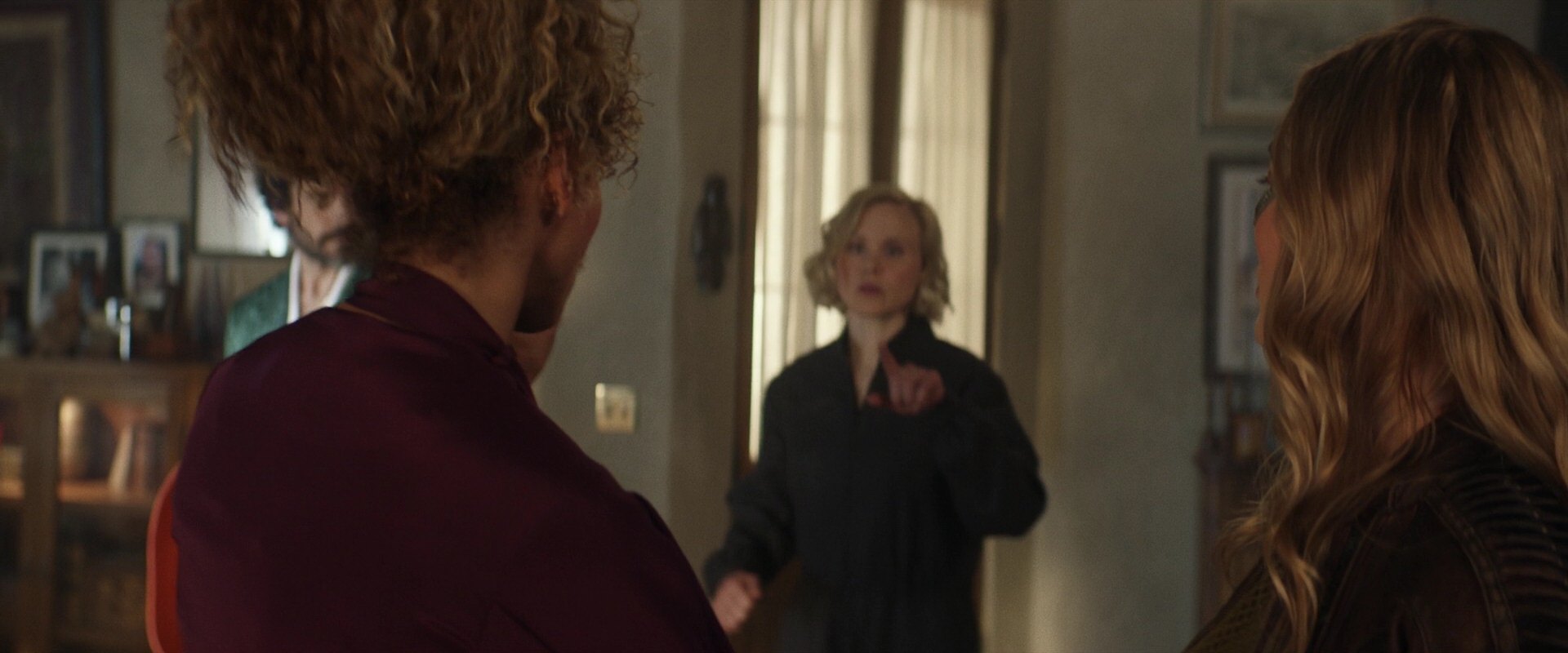 extant_StarTrek_PIC_1x05-StardustCityRag_2364.jpg
