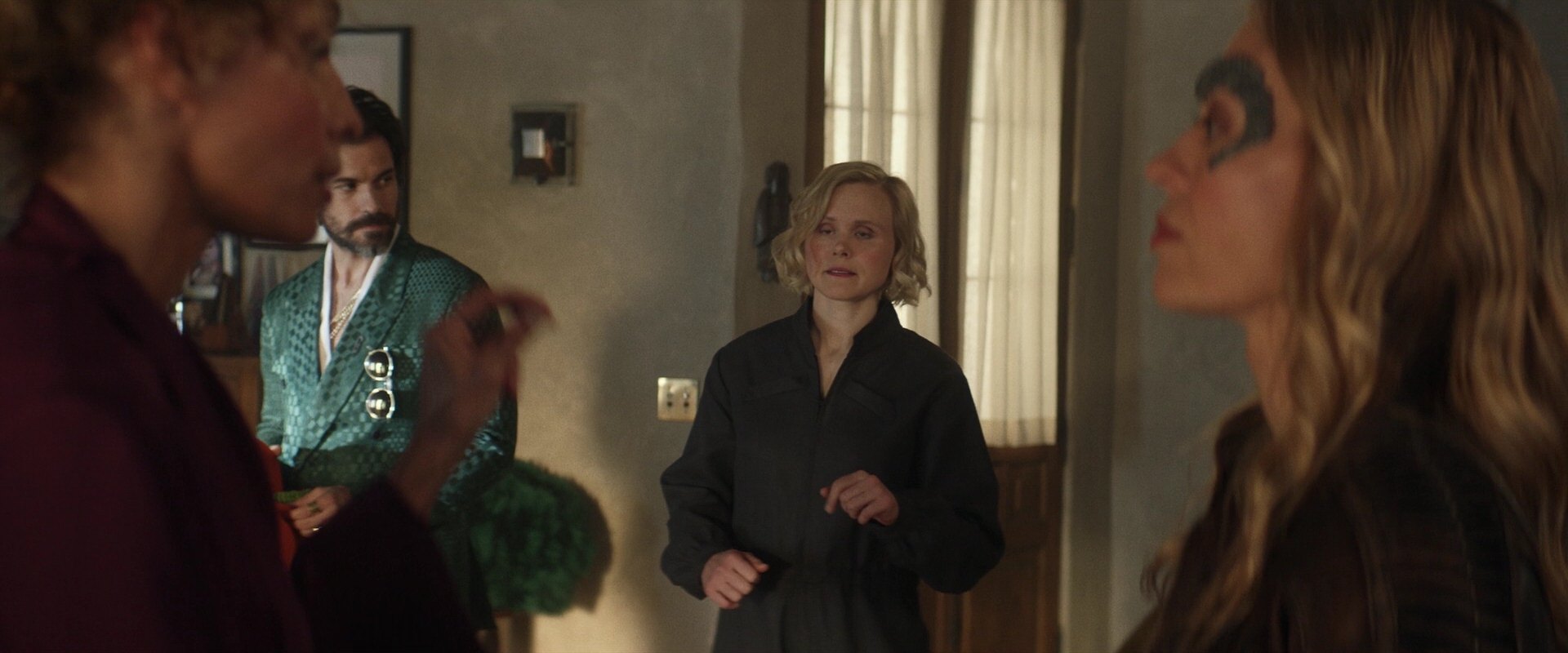 extant_StarTrek_PIC_1x05-StardustCityRag_2366.jpg