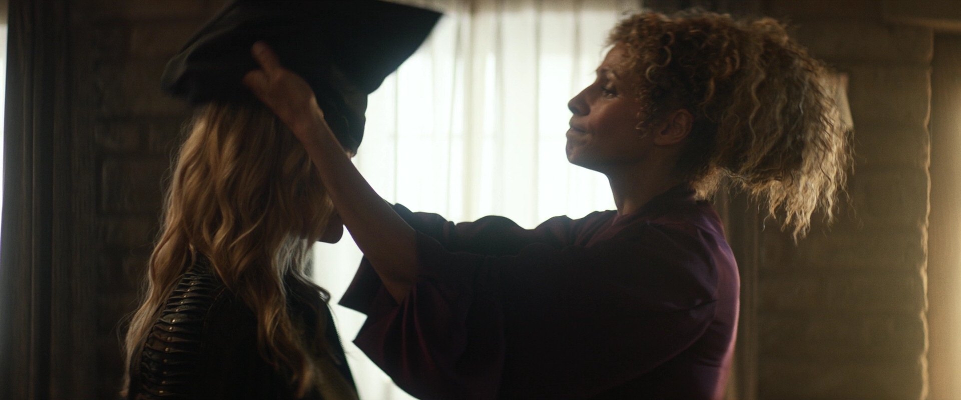 extant_StarTrek_PIC_1x05-StardustCityRag_2369.jpg