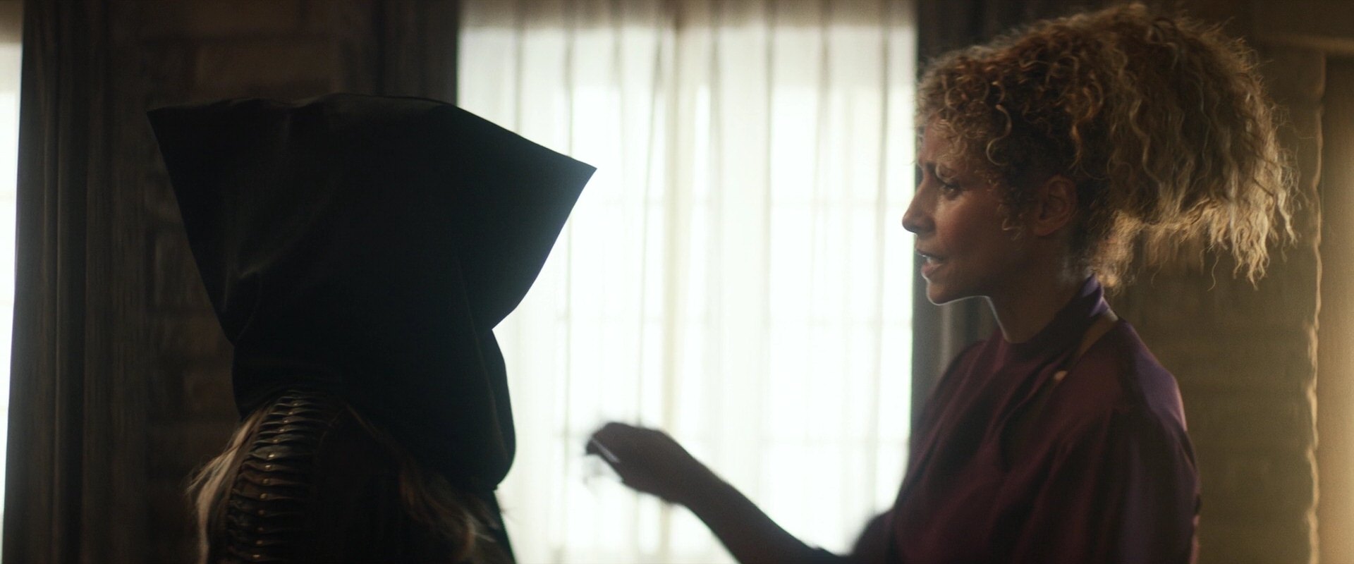 extant_StarTrek_PIC_1x05-StardustCityRag_2372.jpg