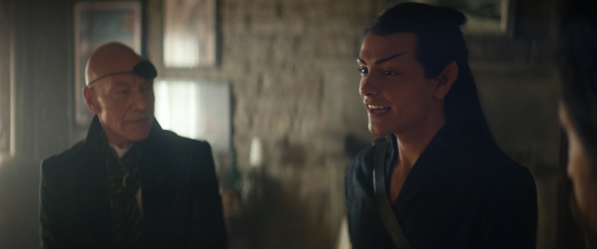 extant_StarTrek_PIC_1x05-StardustCityRag_2382.jpg