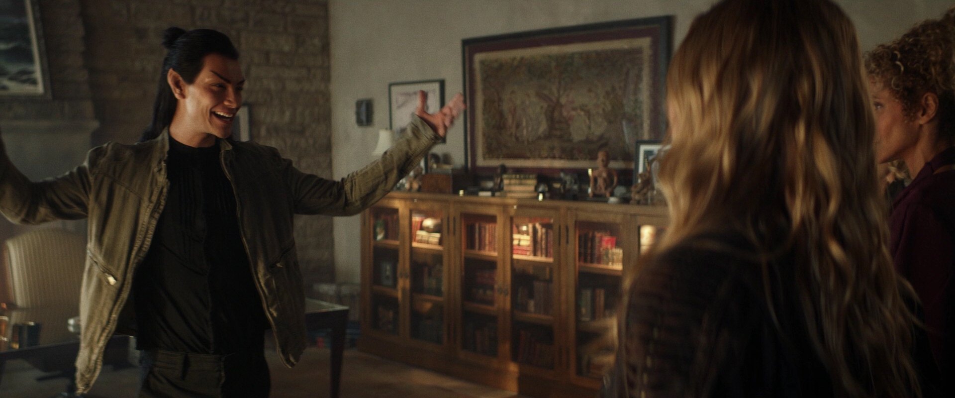 extant_StarTrek_PIC_1x05-StardustCityRag_2430.jpg