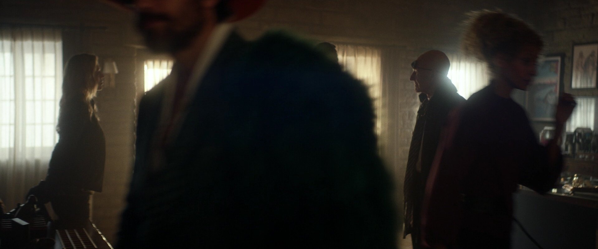 extant_StarTrek_PIC_1x05-StardustCityRag_2440.jpg