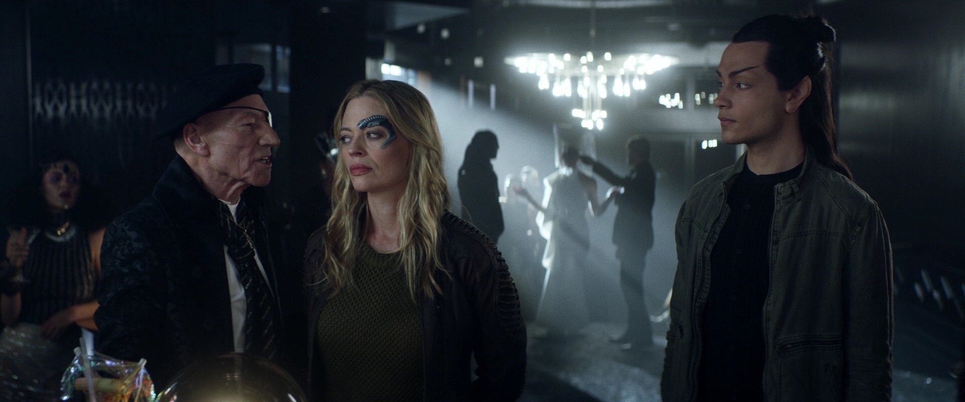 extant_StarTrek_PIC_1x05-StardustCityRag_2459.jpg