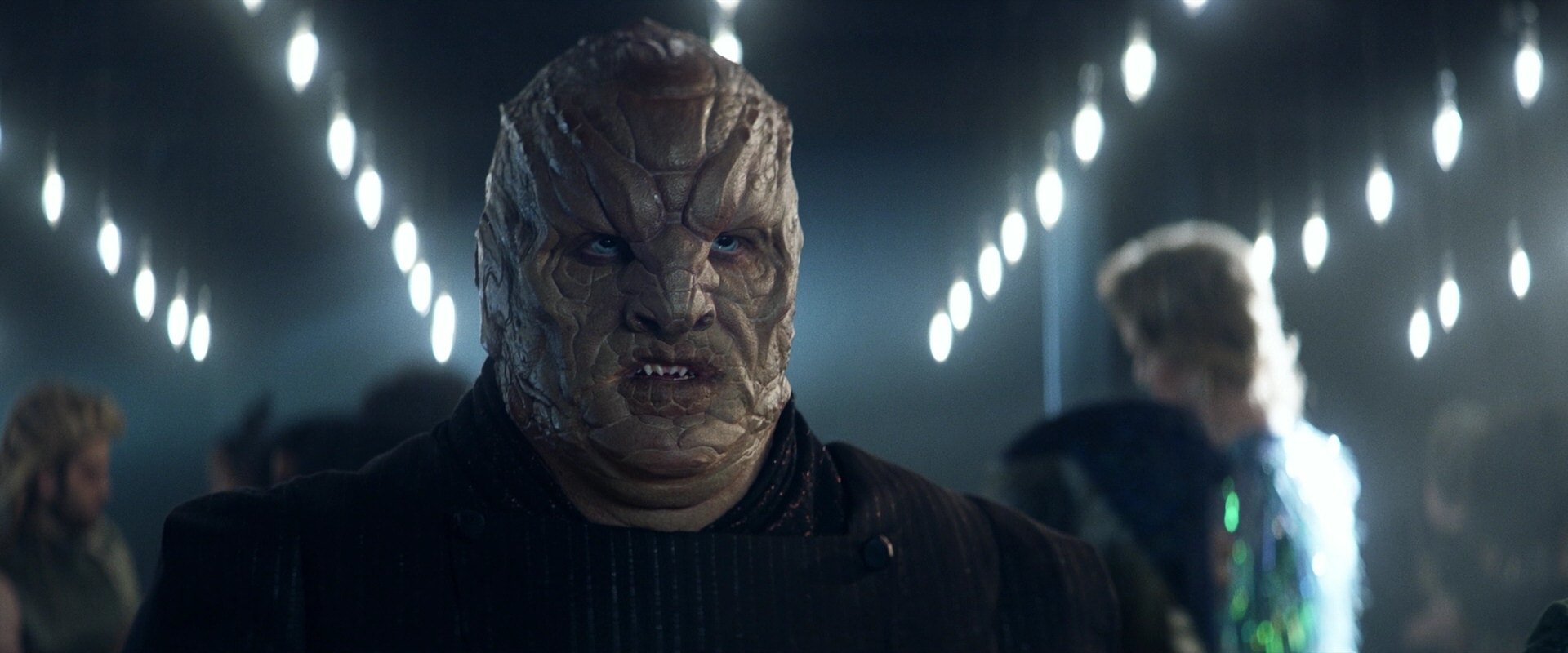 extant_StarTrek_PIC_1x05-StardustCityRag_2470.jpg