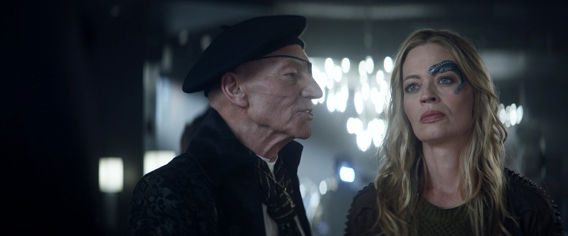 extant_StarTrek_PIC_1x05-StardustCityRag_2498.jpg