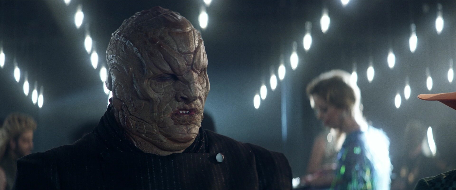 extant_StarTrek_PIC_1x05-StardustCityRag_2510.jpg