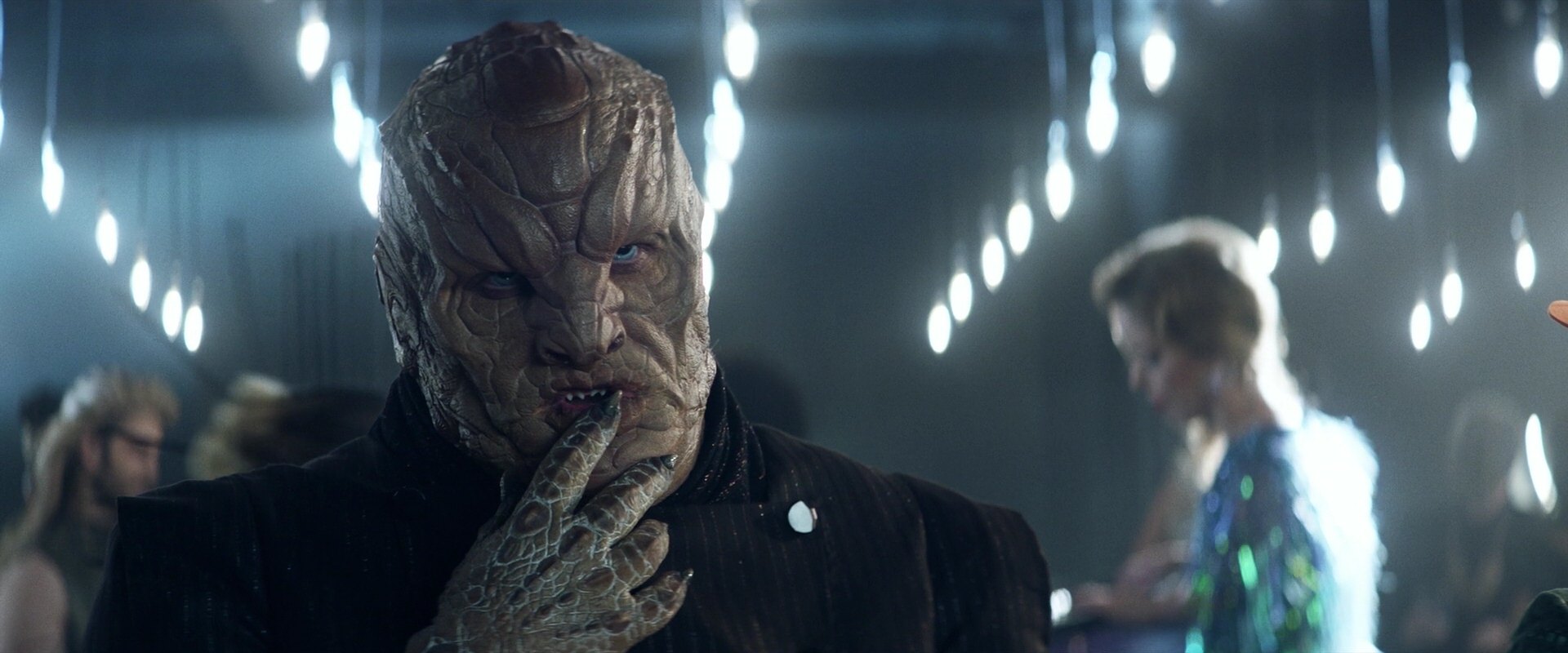 extant_StarTrek_PIC_1x05-StardustCityRag_2514.jpg