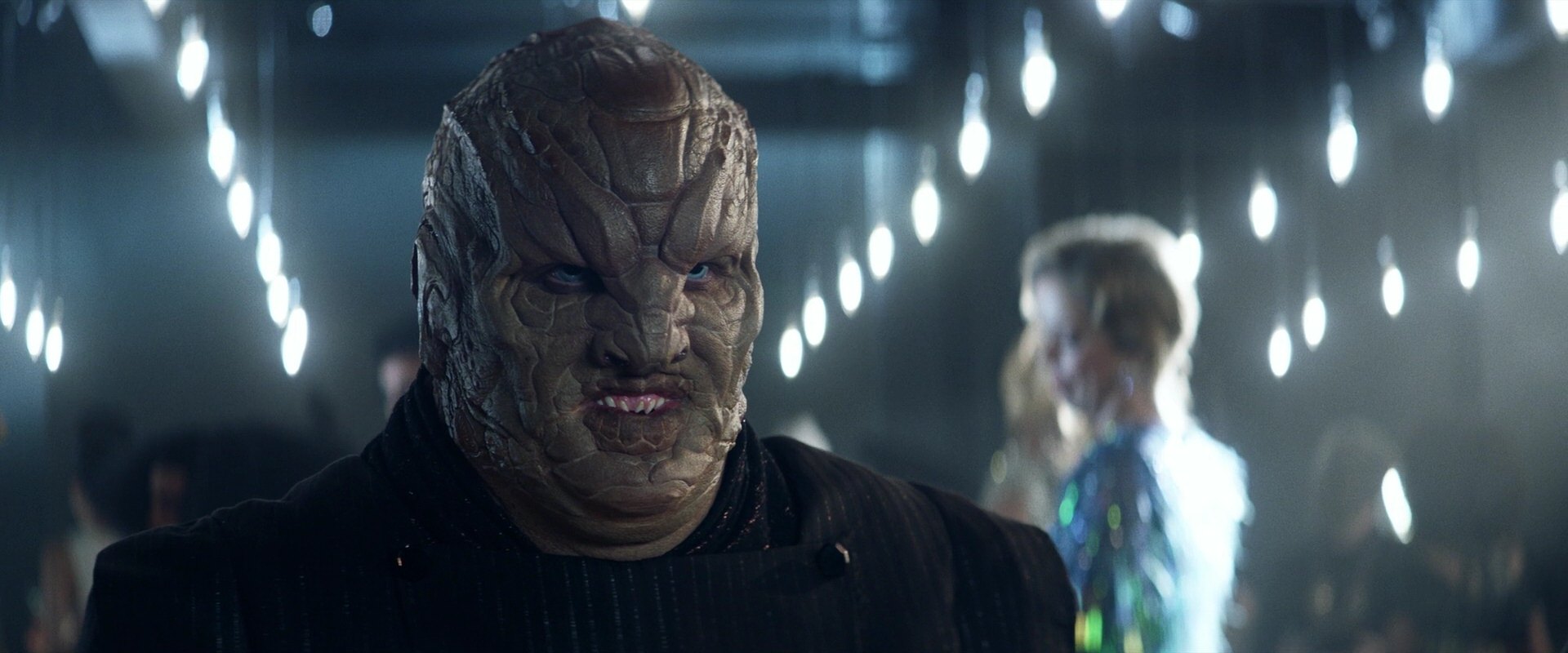 extant_StarTrek_PIC_1x05-StardustCityRag_2525.jpg