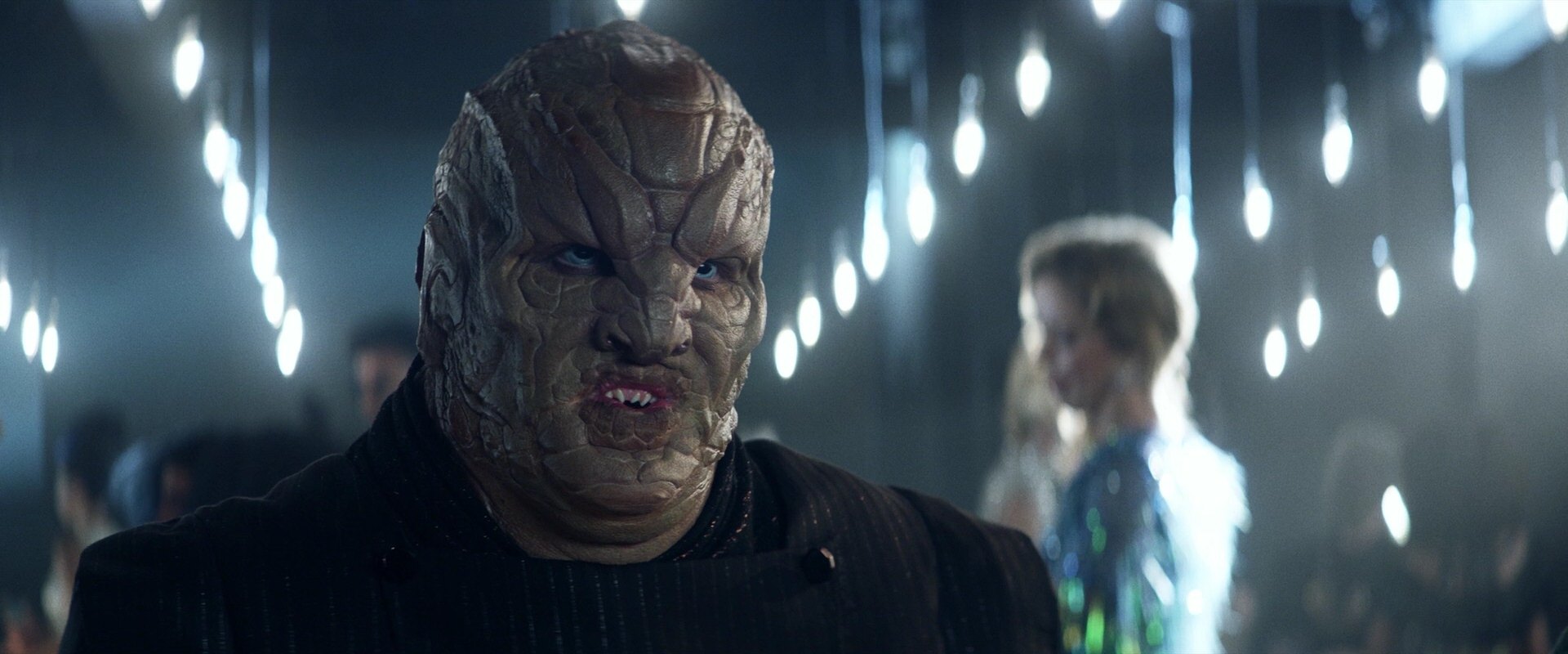 extant_StarTrek_PIC_1x05-StardustCityRag_2526.jpg