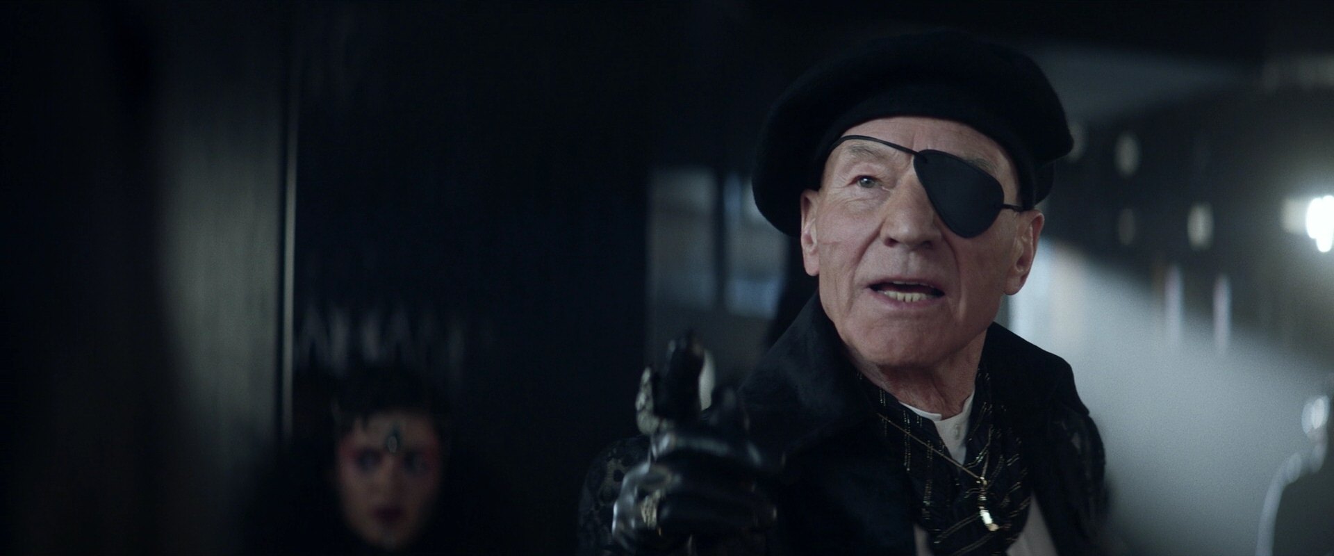 extant_StarTrek_PIC_1x05-StardustCityRag_2558.jpg