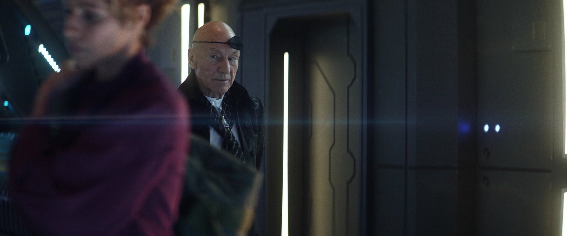extant_StarTrek_PIC_1x05-StardustCityRag_2606.jpg