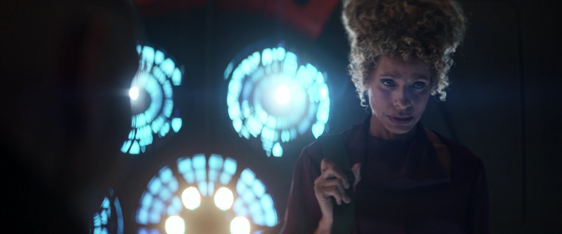extant_StarTrek_PIC_1x05-StardustCityRag_2616.jpg