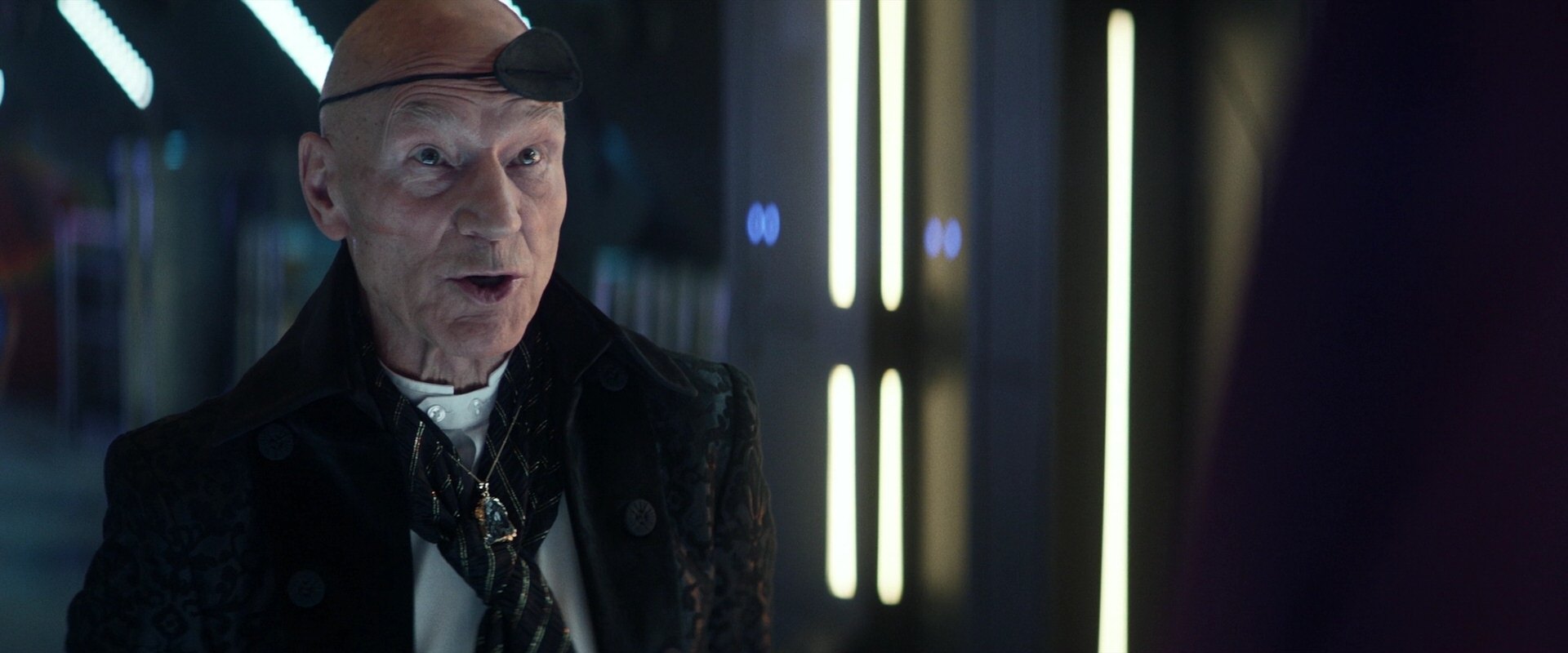 extant_StarTrek_PIC_1x05-StardustCityRag_2664.jpg