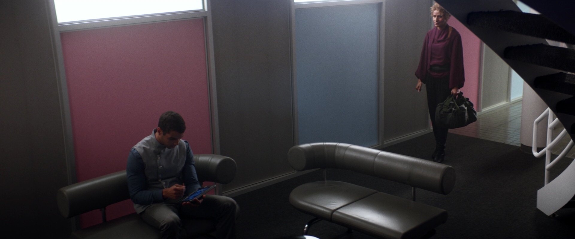 extant_StarTrek_PIC_1x05-StardustCityRag_2735.jpg