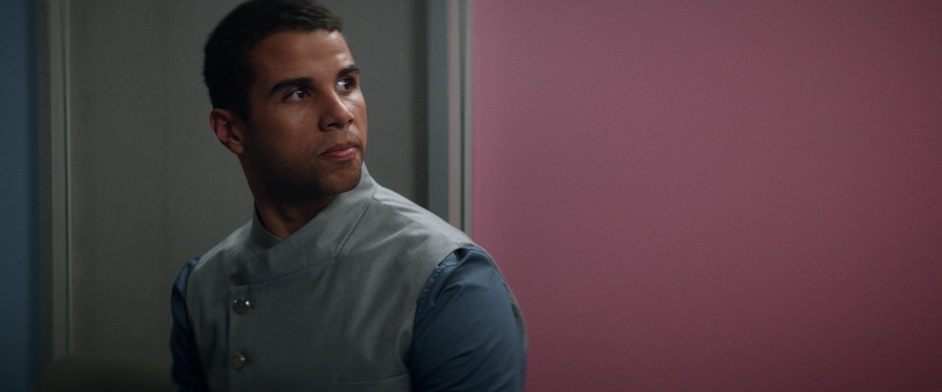extant_StarTrek_PIC_1x05-StardustCityRag_2749.jpg