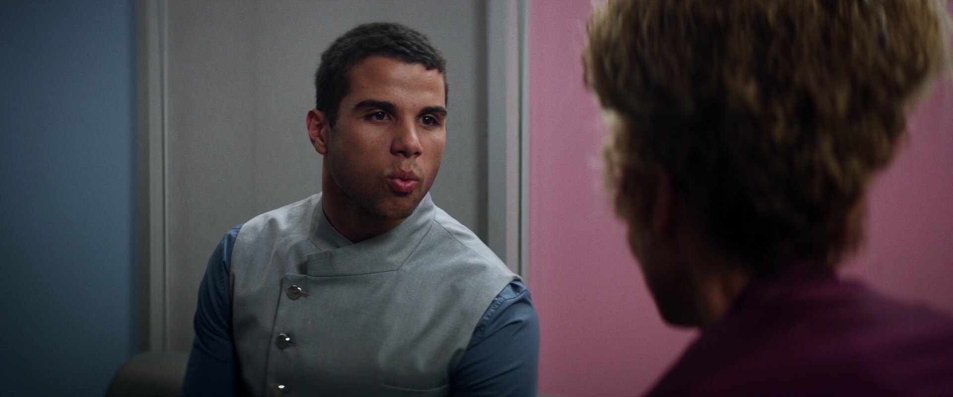 extant_StarTrek_PIC_1x05-StardustCityRag_2812.jpg