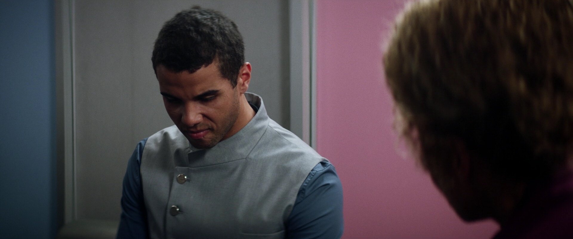 extant_StarTrek_PIC_1x05-StardustCityRag_2845.jpg