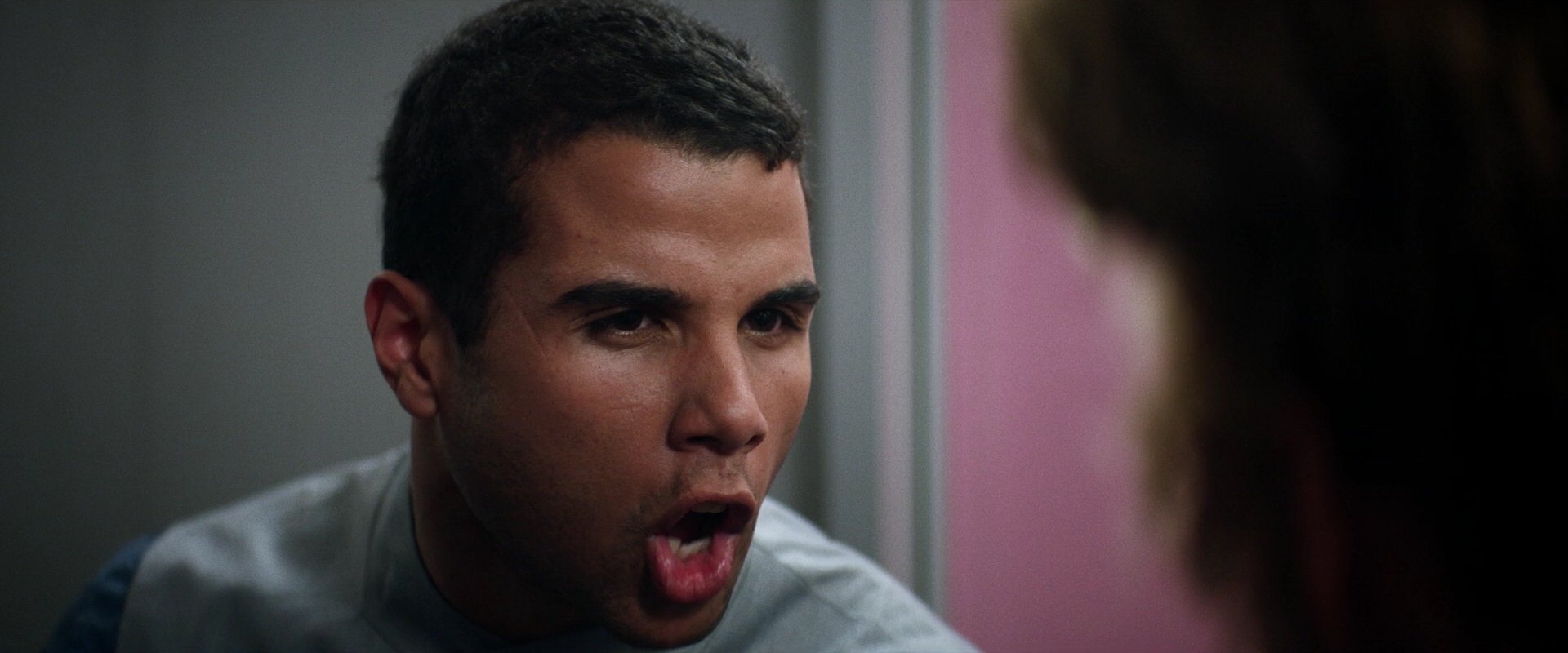 extant_StarTrek_PIC_1x05-StardustCityRag_2933.jpg
