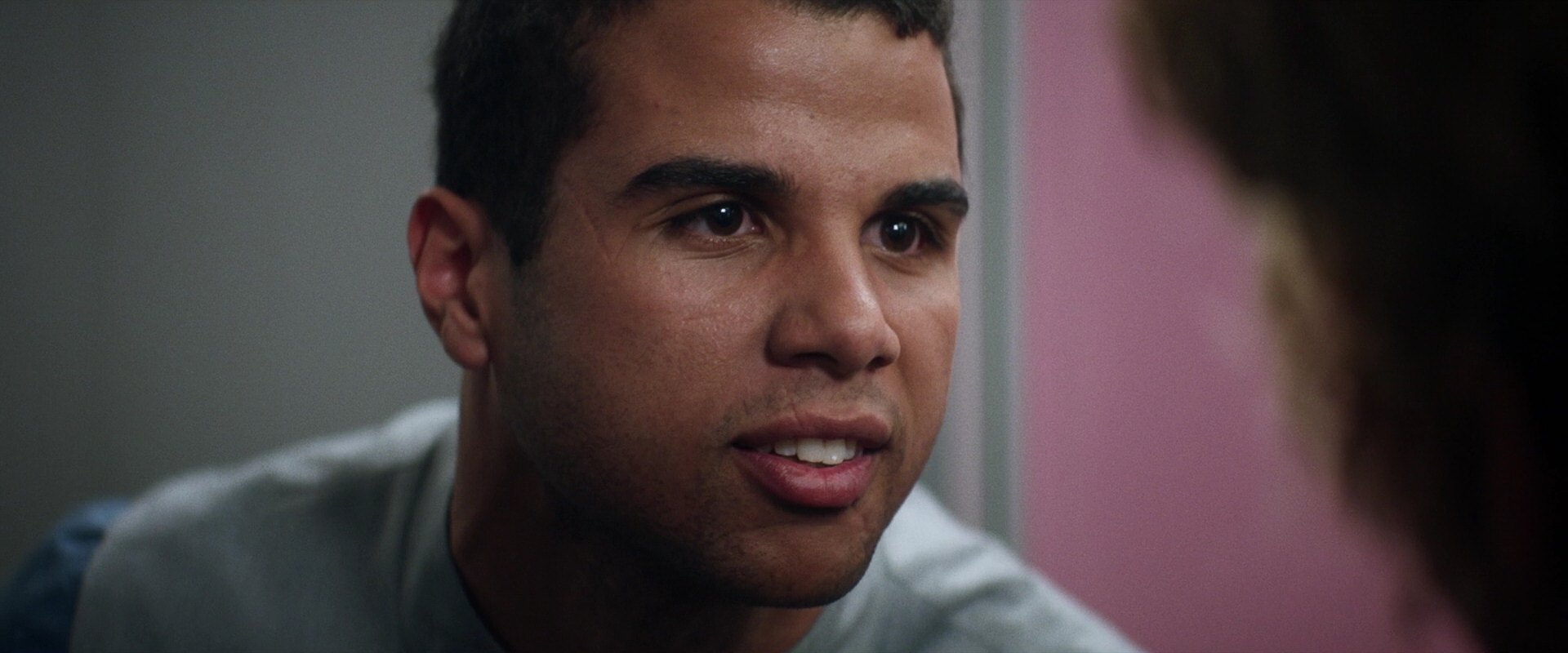 extant_StarTrek_PIC_1x05-StardustCityRag_2990.jpg