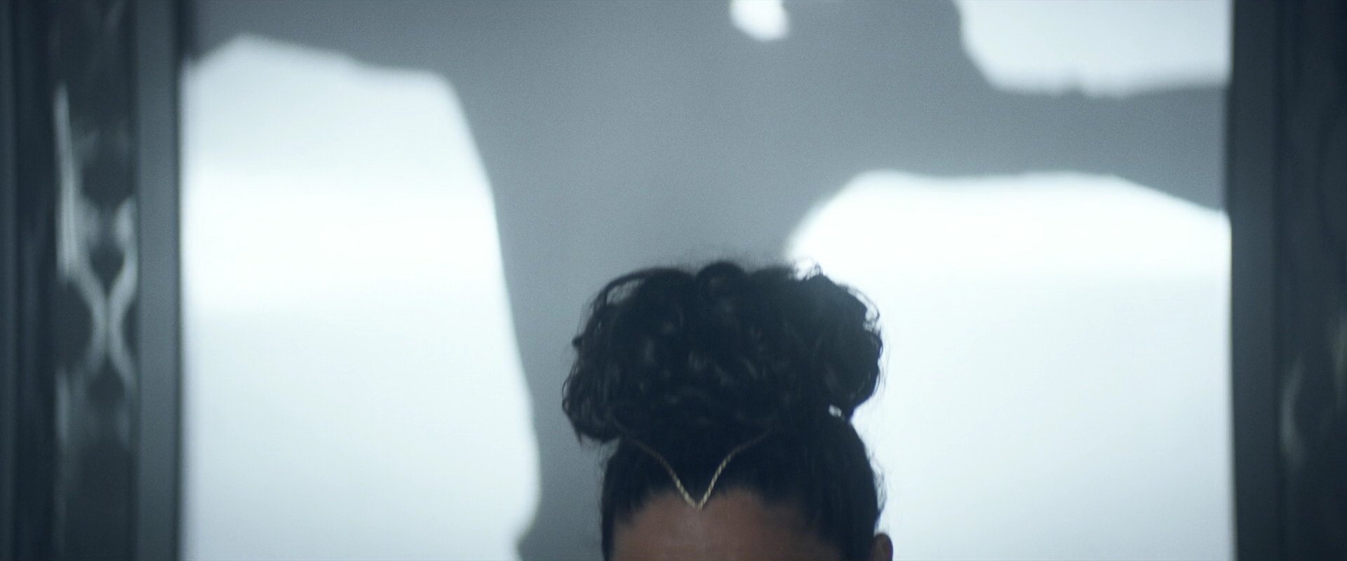 extant_StarTrek_PIC_1x05-StardustCityRag_3108.jpg