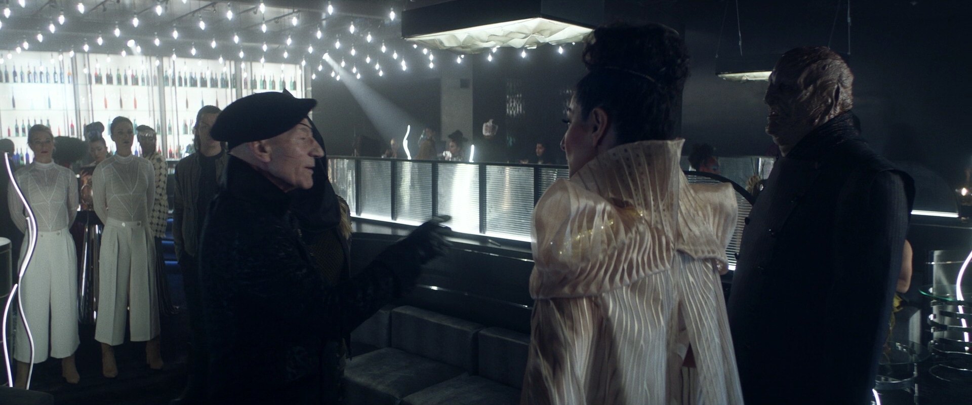 extant_StarTrek_PIC_1x05-StardustCityRag_3118.jpg