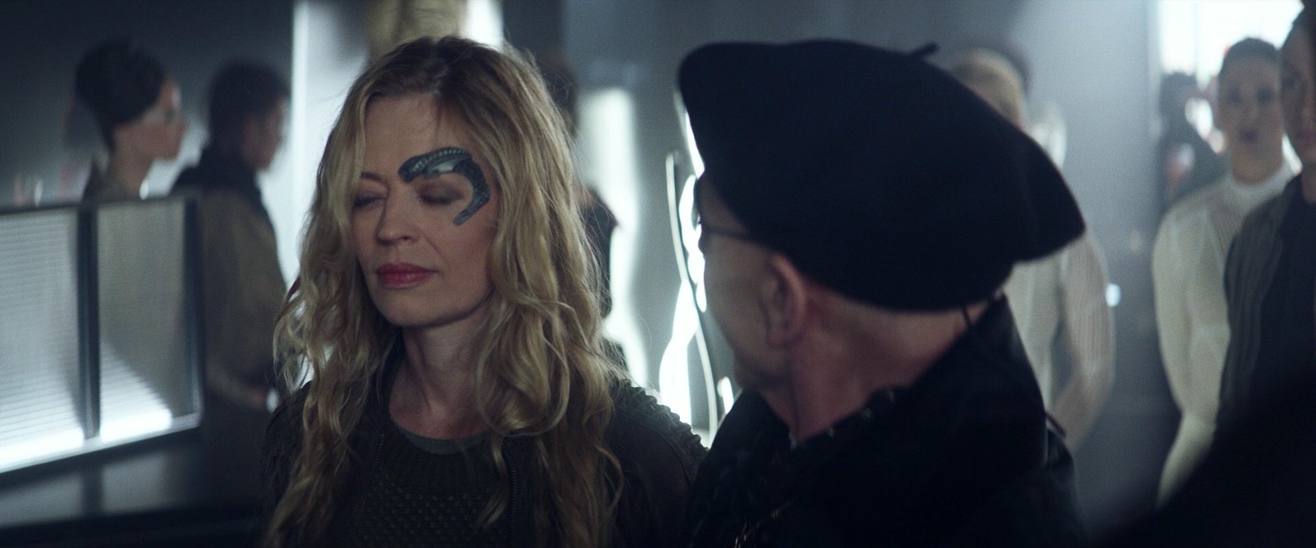 extant_StarTrek_PIC_1x05-StardustCityRag_3127.jpg