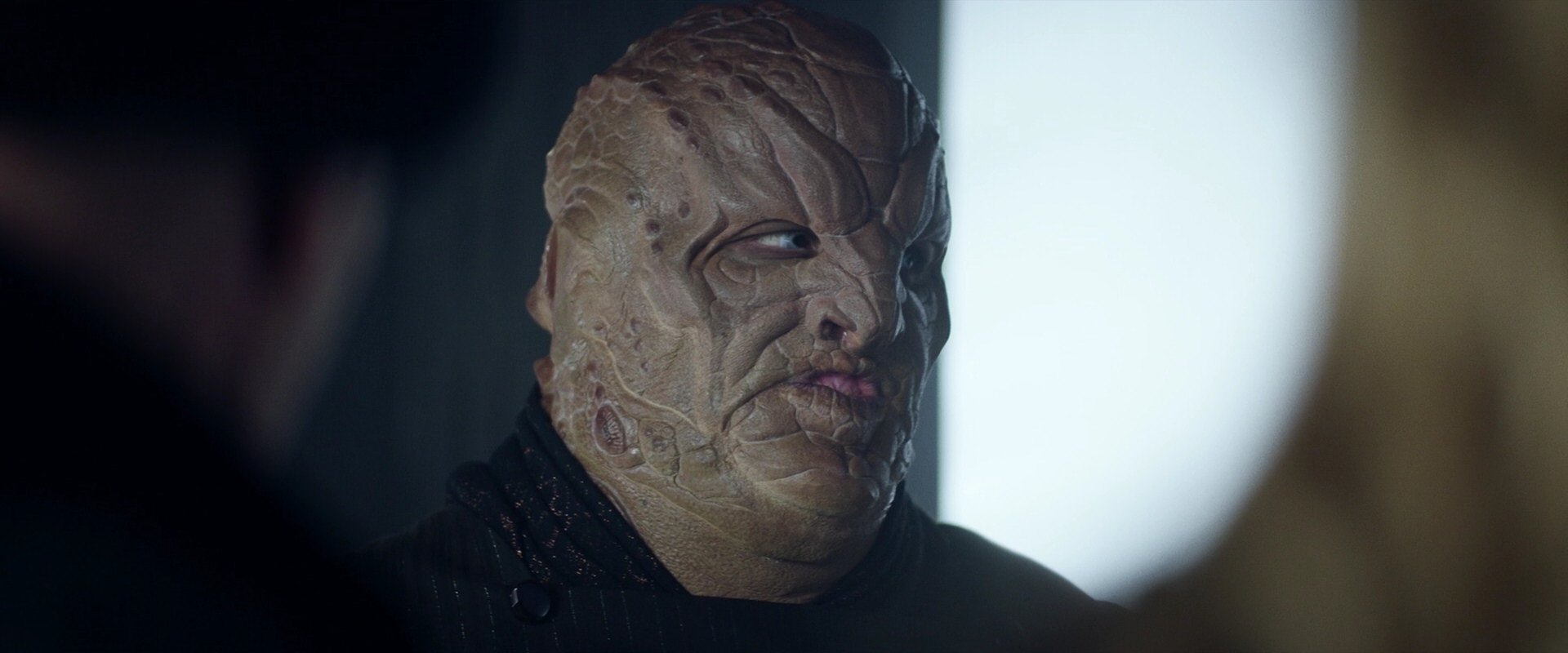 extant_StarTrek_PIC_1x05-StardustCityRag_3152.jpg