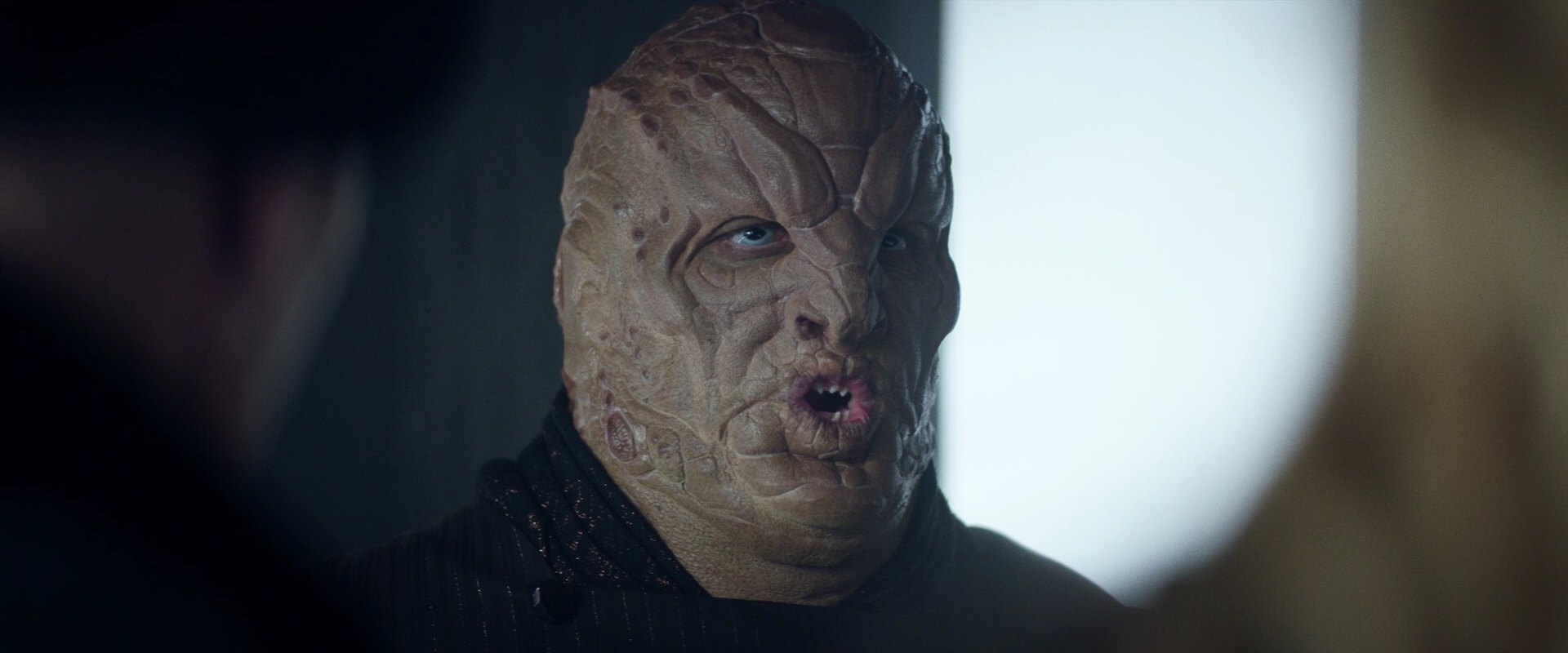 extant_StarTrek_PIC_1x05-StardustCityRag_3154.jpg